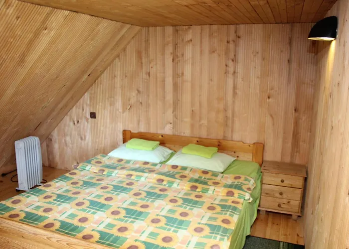 Suur Saunaga Puhkemaja Kipi